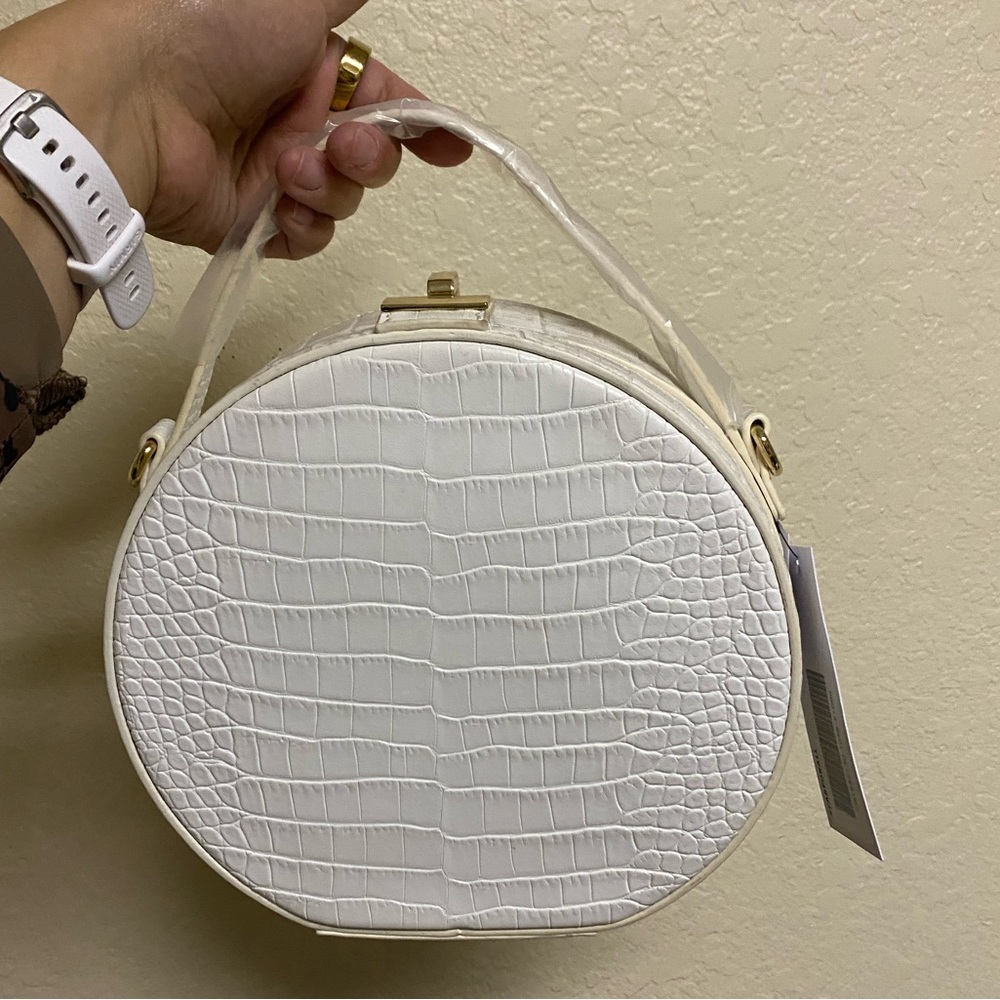 Elegant White Croc-Embossed Round Bag